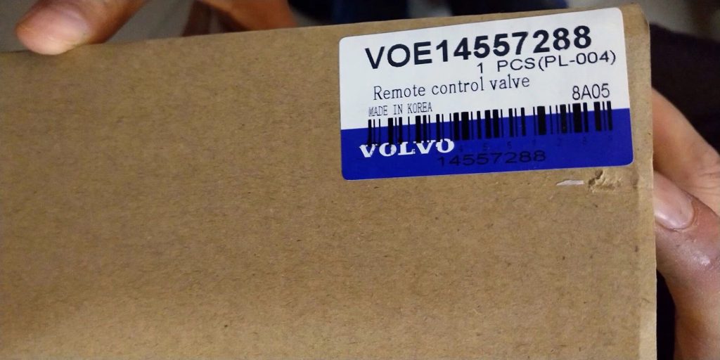 excavator VOE 14557288 remote control valve 14557288 joystick control valve made in korea joystick