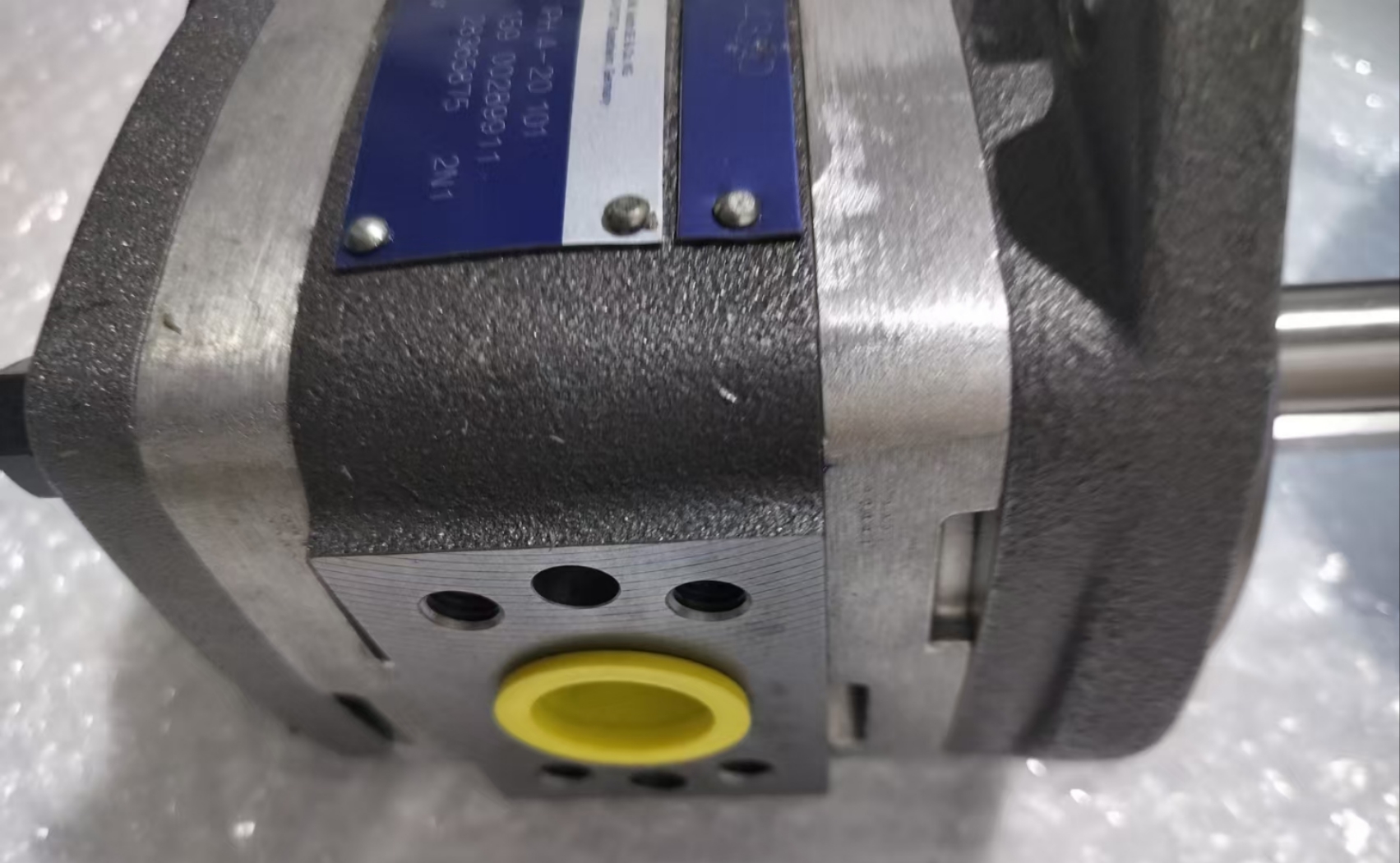 IPH4-20 101 Hydraulic Gear Pump IPH4-20 101 IPV4-16/171 Gear Pump